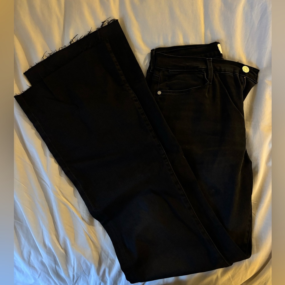 Frame Le High Flare Noir Billups